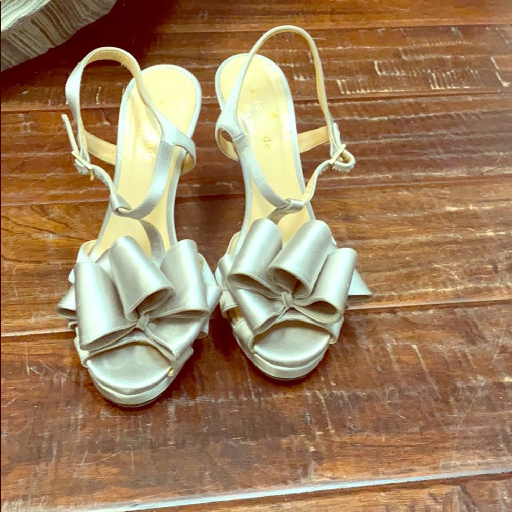 Now detail heels sandal
